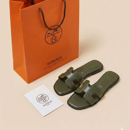 Bella Cross Slide Sandals – Flat Slip-On for Women