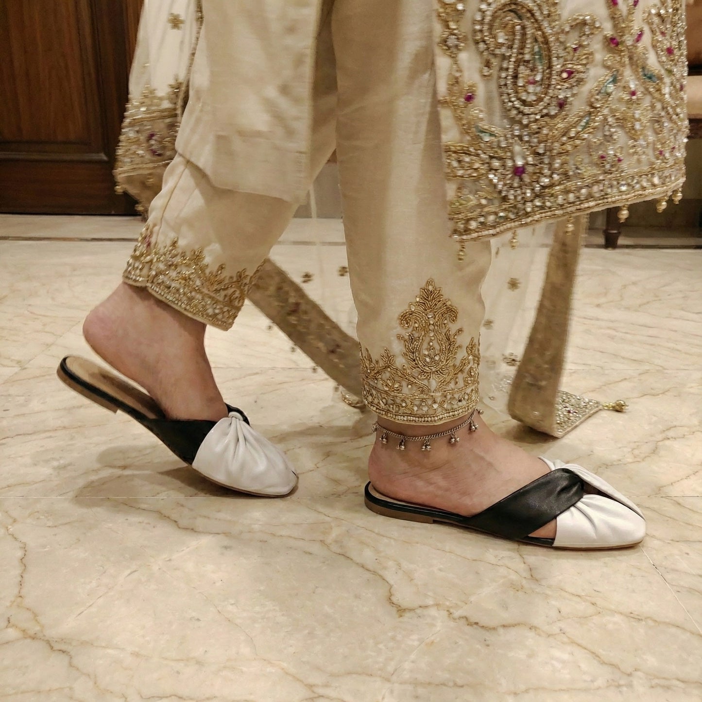 Chic White & Black Twist-Front Slip-On Flats – Minimal Elegance