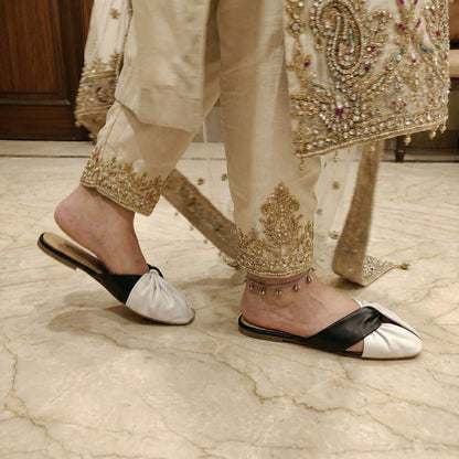 Chic White & Black Twist-Front Slip-On Flats – Minimal Elegance