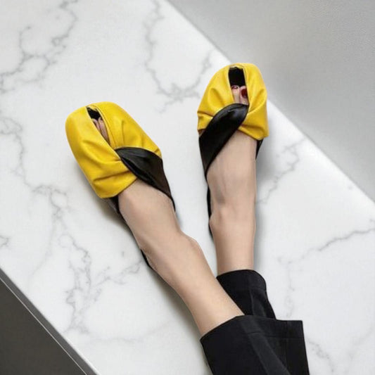 Bold Yellow & Black Twist-Front Flats – Elegant Open-Toe Design